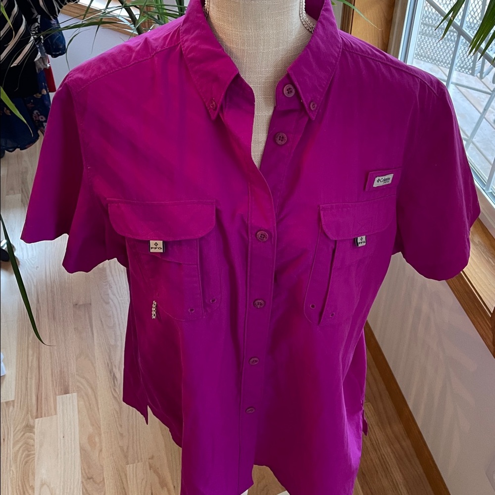 Columbia Magenta Short Sleeve Shirt - Picture 3 of 9